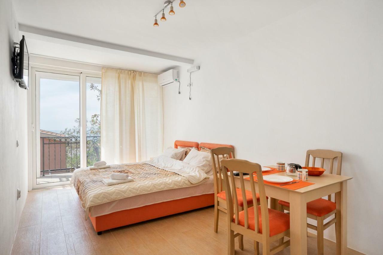 Apartments Natali Bar Exterior photo